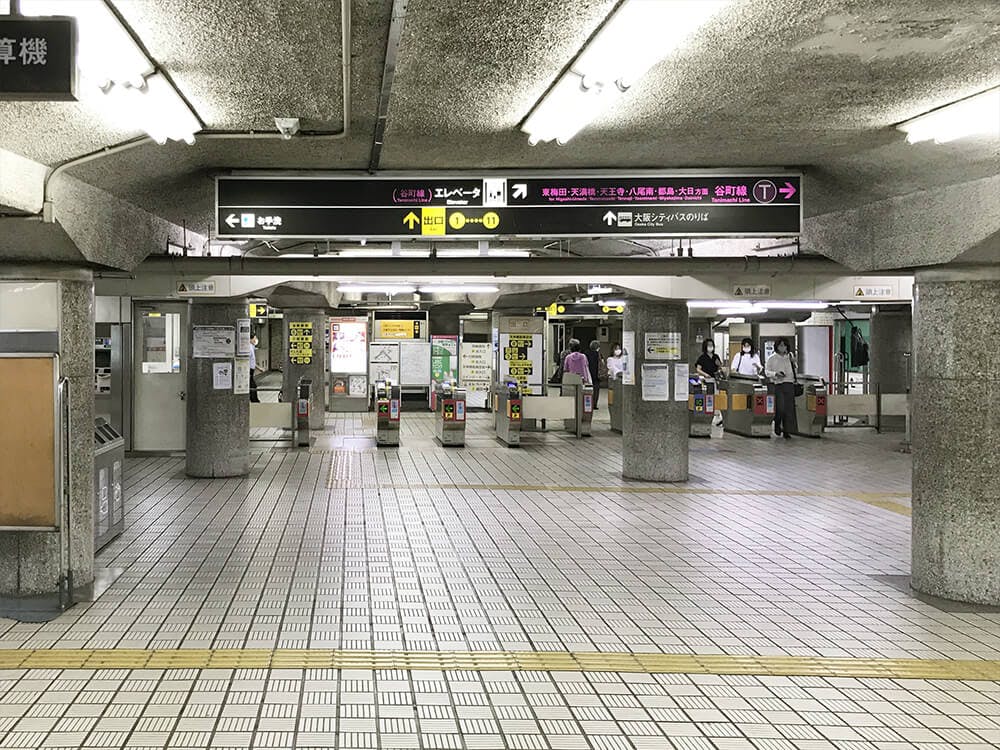 (地下鉄堺筋線)「天神橋筋六丁目駅」の場合：G乗降階段改札から出る