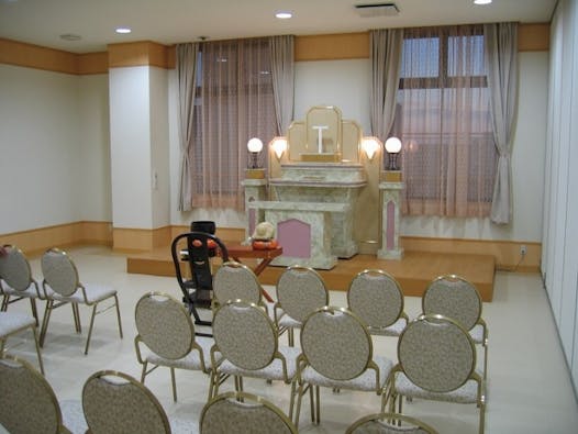 四日市中央斎奉閣