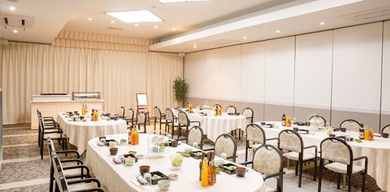 サン・ライフ　大和総合ホール