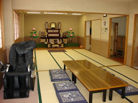 玉泉院 下郡会館