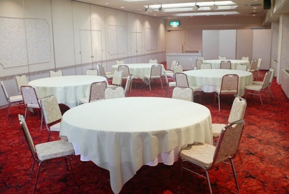 VIPシティホール見附