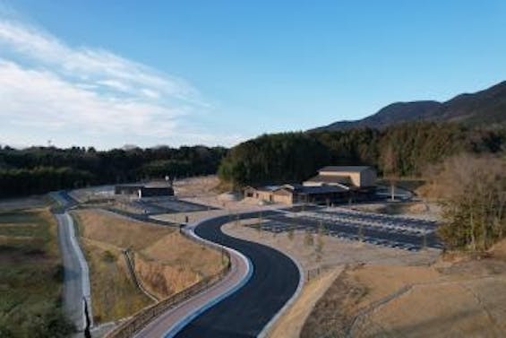 御所市斎場「かもきみの杜」