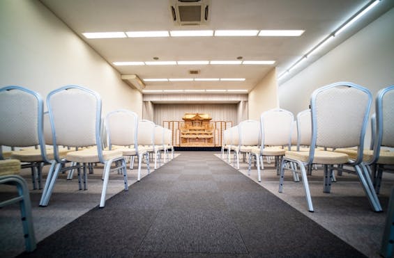 万場千音寺斎場