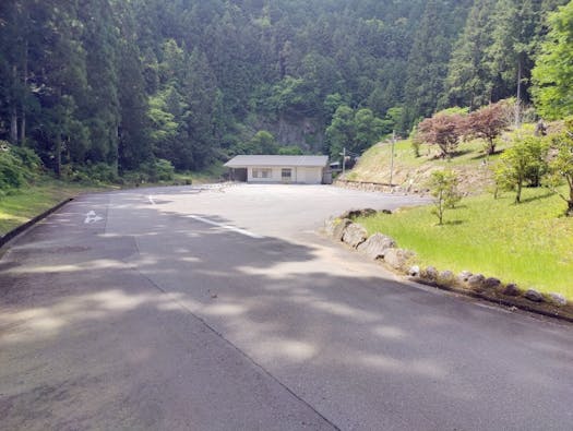 東栄町 富山村斎苑