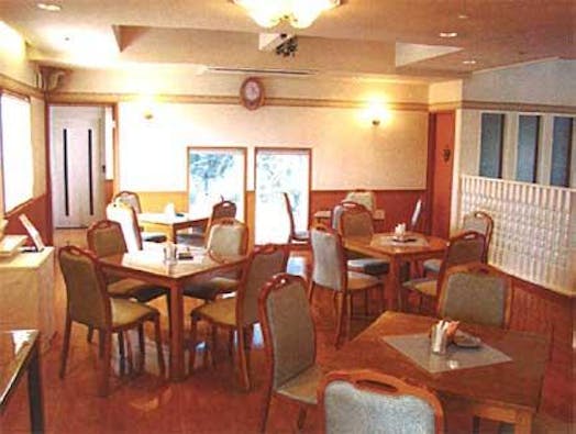 グラーテス トネ前