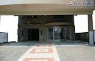 シンセリティホール