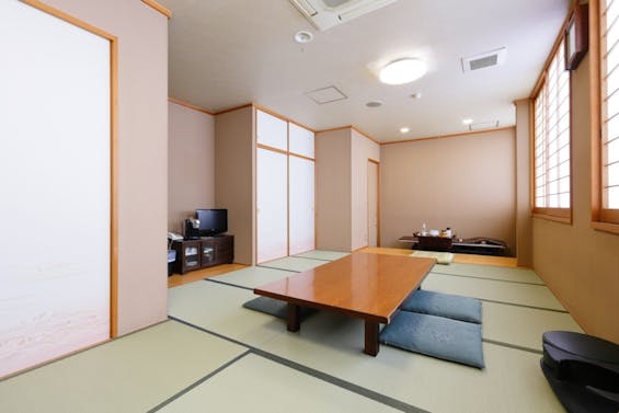 アウラ本郷会館