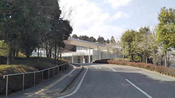 山桑メモリアルホール