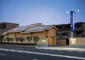 自由な家族葬 千の風 宝塚歌劇場前ホール