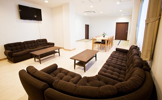 天国社油山会館