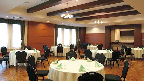 セレモニーホール三条つきおか