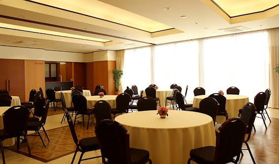 セレモニーホール巻