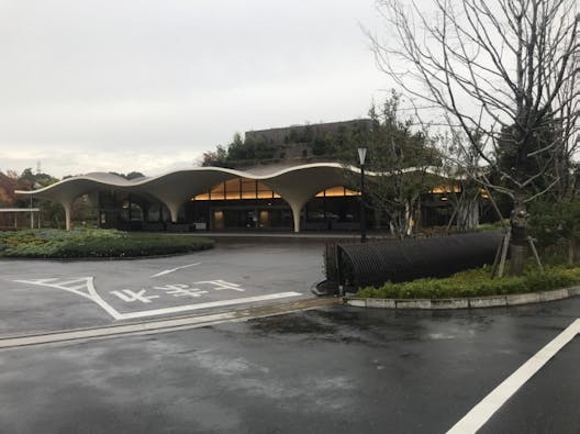 川口市めぐりの森(火葬場)