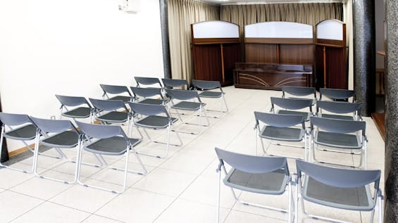 鶴見区緑地横葬儀会館