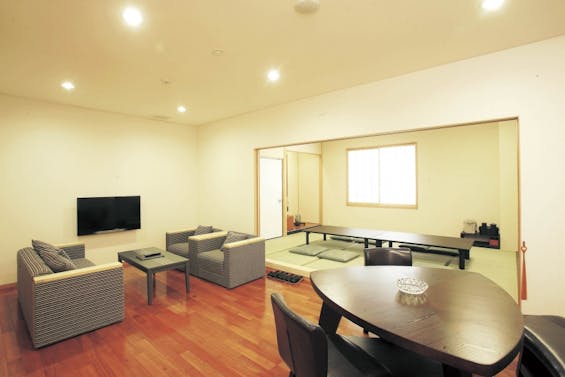 諫早メモリードホール