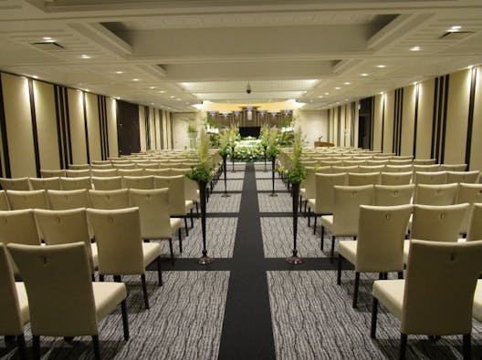 セレモール泉 市名坂