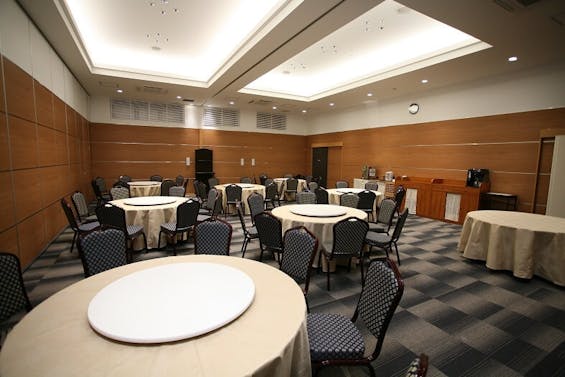 VIPシティホール塚野目