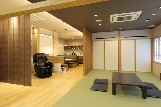 ベルモニー会館 国府