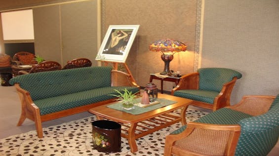 クラシックホール