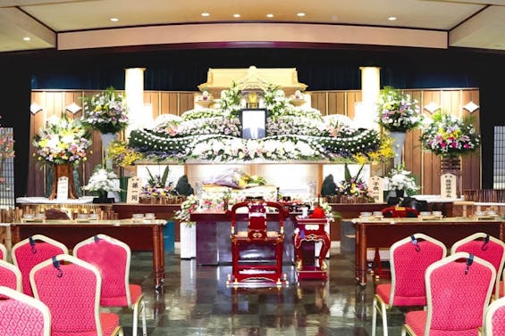 春日メモリードホール