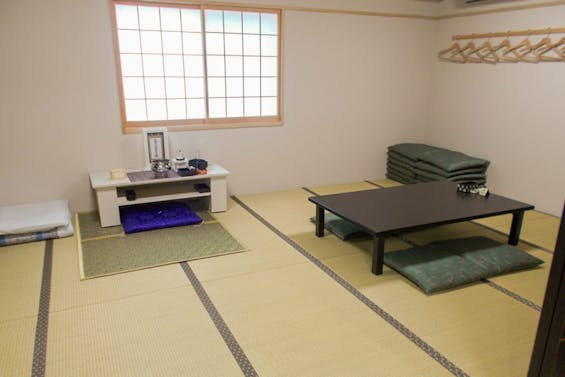 唐津鏡メモリードホール