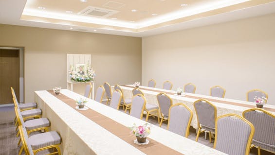 鶴瀬駅前メモリードホール