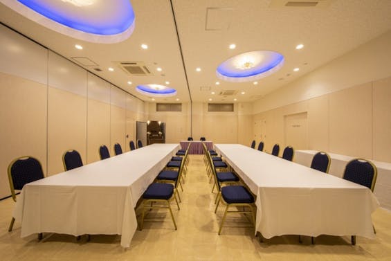 こすもす御所野ホール