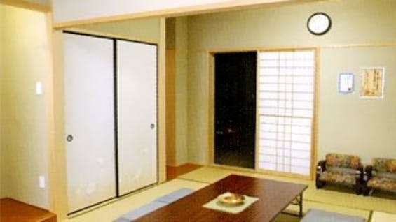 シティホール伊勢