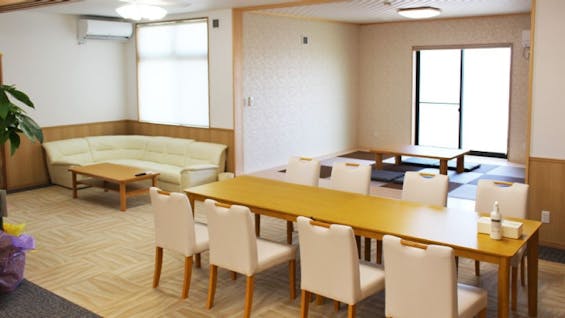 家族葬会館ことうら