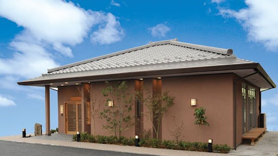 日典ラサ 華弥堂 つなとり(日典ラサ伊勢崎併設)