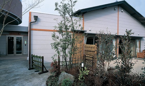 日典ラサ 華弥堂 あかぎ(日典ラサ赤城野併設)