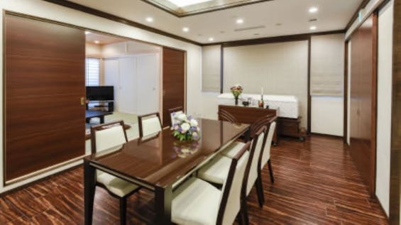 日典ラサ 華弥堂 へいわ(日典ラサ敷島併設)