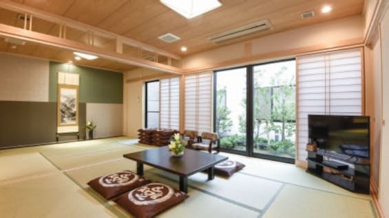 日典ラサ 華弥堂 へいわ(日典ラサ敷島併設)