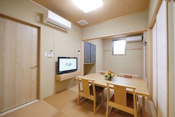 自由な家族葬 千の風 豊中ロマンチック街道ホール