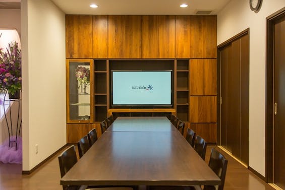 自由な家族葬 千の風 伊丹大鹿ホール