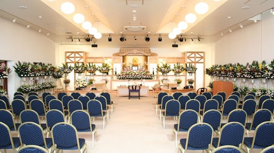 アク・サン余目