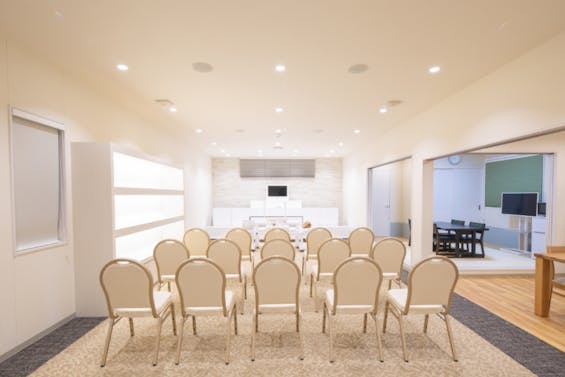 家族葬のタクセル花の木