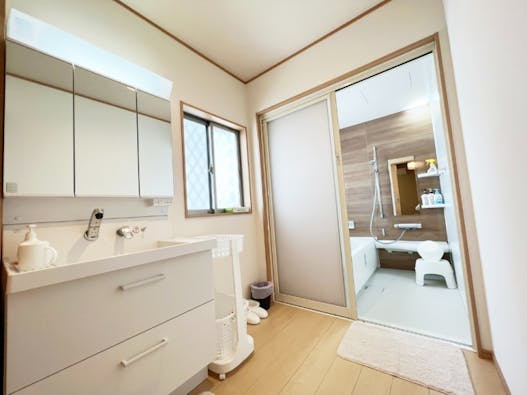 直方葬祭 家族葬ホール 偲び処のおがた