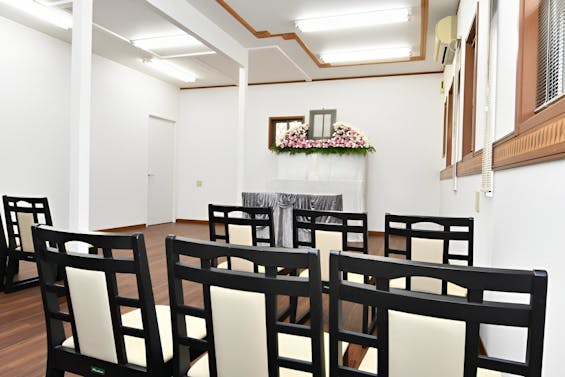 家族葬式場ともしび