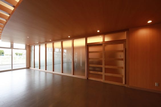 かずやコスメディア 家族葬ホール大牟田中央