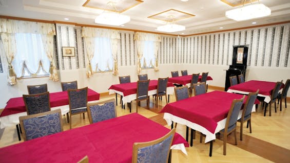 メイプルホール石切