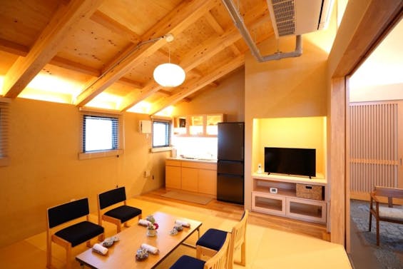 こすもす邸 東広島