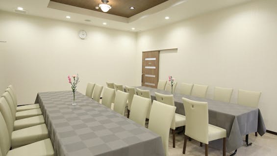 愛昇殿レクストの杜 徳重平手