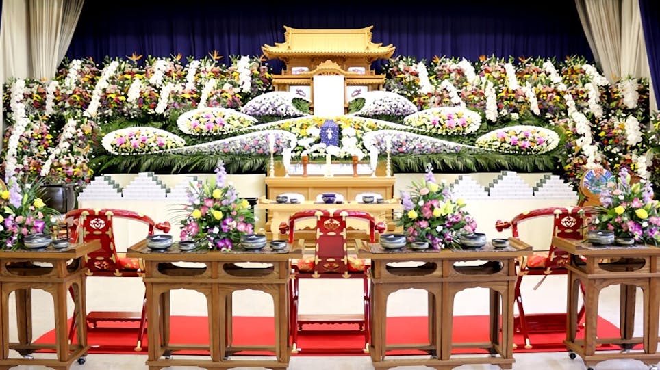 家族葬会館やすらぎ