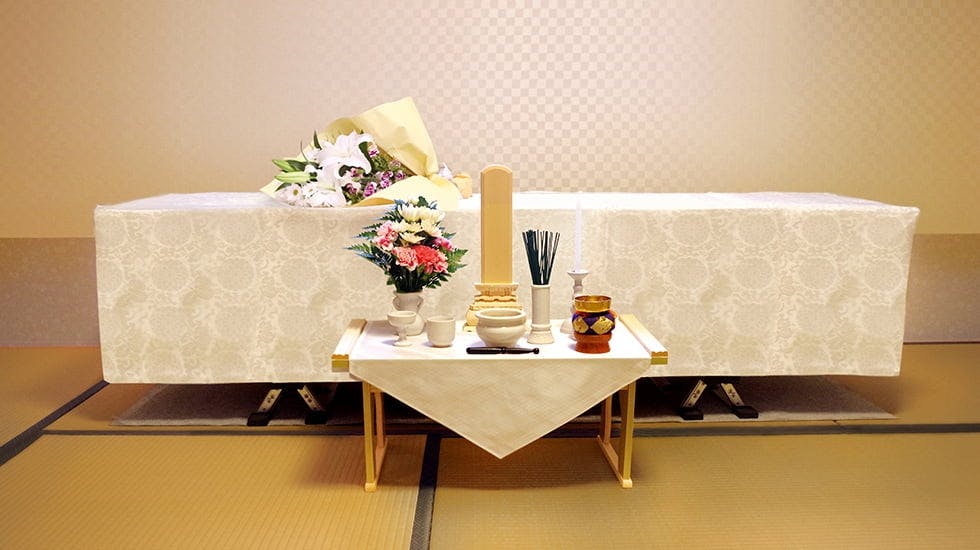 小さなお葬式《葬儀費用23万円～》-大阪市西区の葬儀社・家族葬なら「いい葬儀」