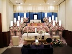 三郷市斎場の新館でお花に囲まれた家族葬