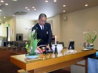 大切な人を送り出す、葬儀。
