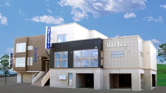 「まかせて安心」をモットーに、確かな知識と細やかな心配りで応える地元の葬儀社