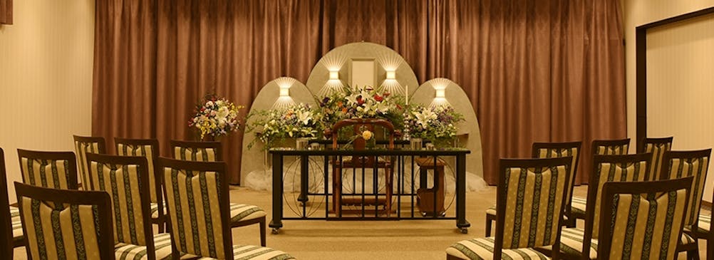 家族葬向けの小ホールは法要などにもご利用が可能です