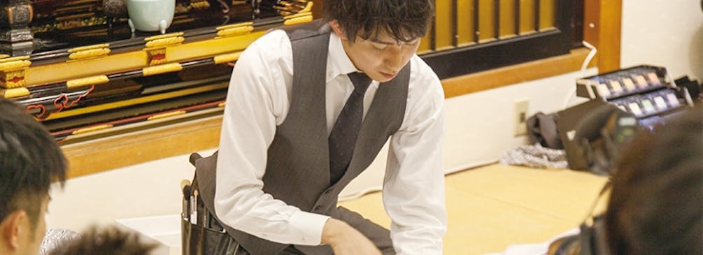 ゴルフが大好きだったお父さんへ手作りゴルフコースをご用意。